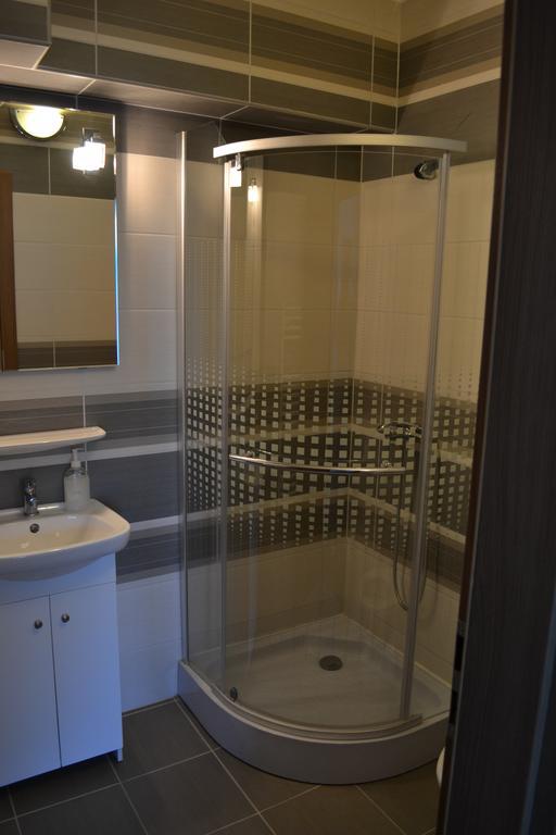 Váci Vendégház Nyíregyháza Extérieur photo