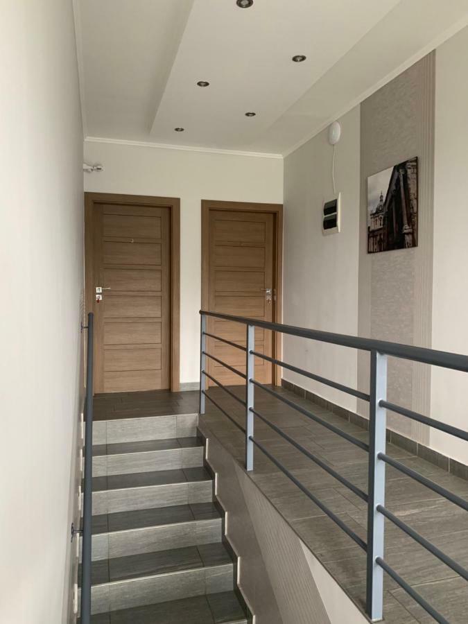 Váci Vendégház Nyíregyháza Extérieur photo